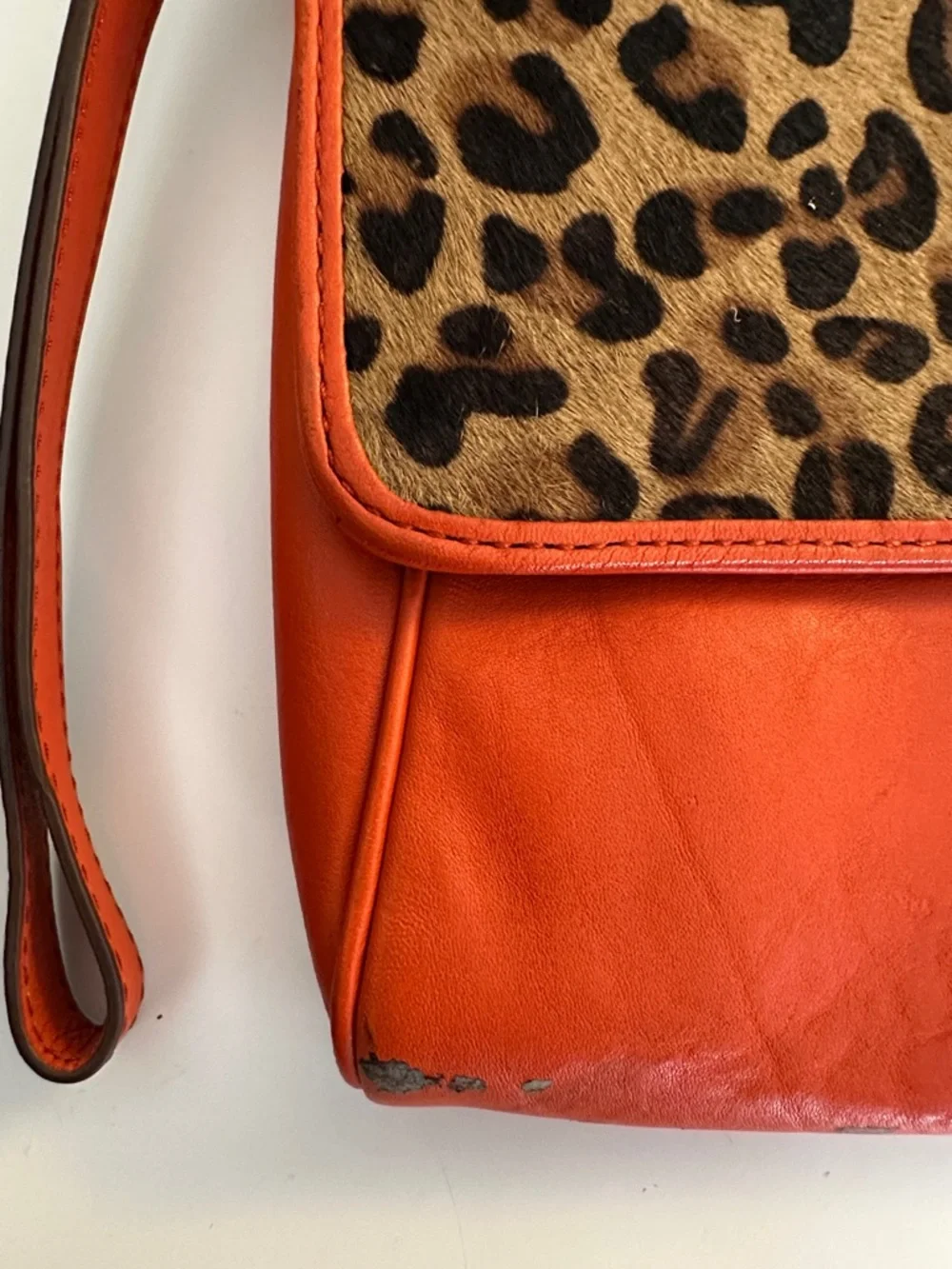 Fossil Leather‎ Orange Leopard Print Wristlet  Clutch Purse